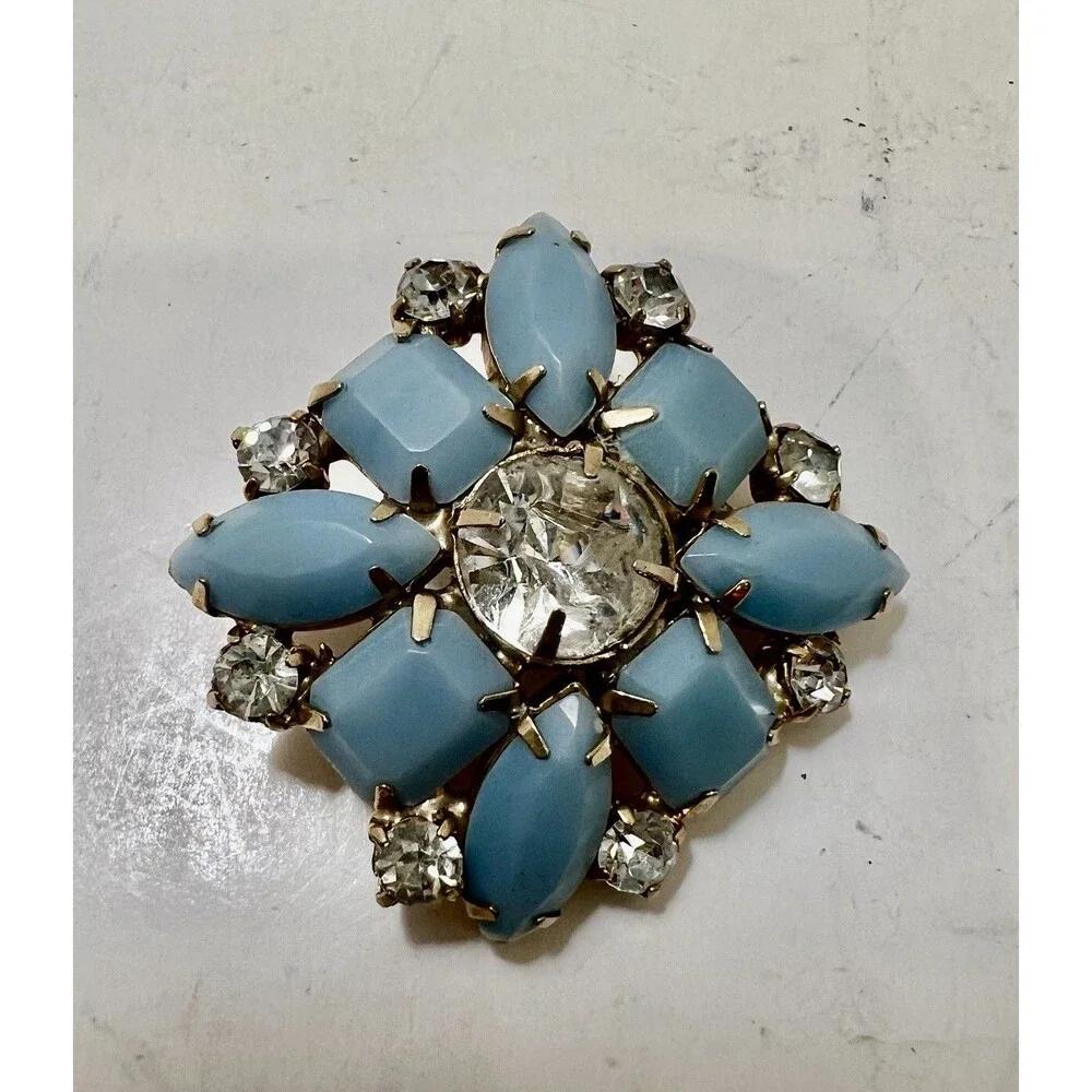 Vintage Brooch Pin Turquoise Art Glass Rhinestone 1.5” Flower 6 Point Star